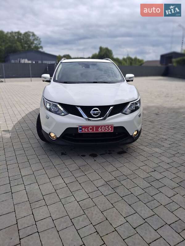 Внедорожник / Кроссовер Nissan Qashqai 2015 в Львове