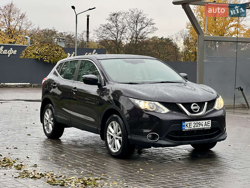 Внедорожник / Кроссовер Nissan Qashqai 2017 в Днепре