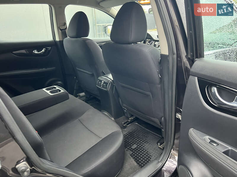 Внедорожник / Кроссовер Nissan Qashqai 2017 в Днепре