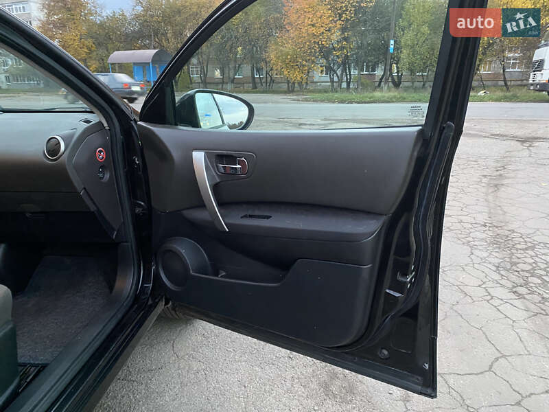 Внедорожник / Кроссовер Nissan Qashqai 2008 в Конотопе