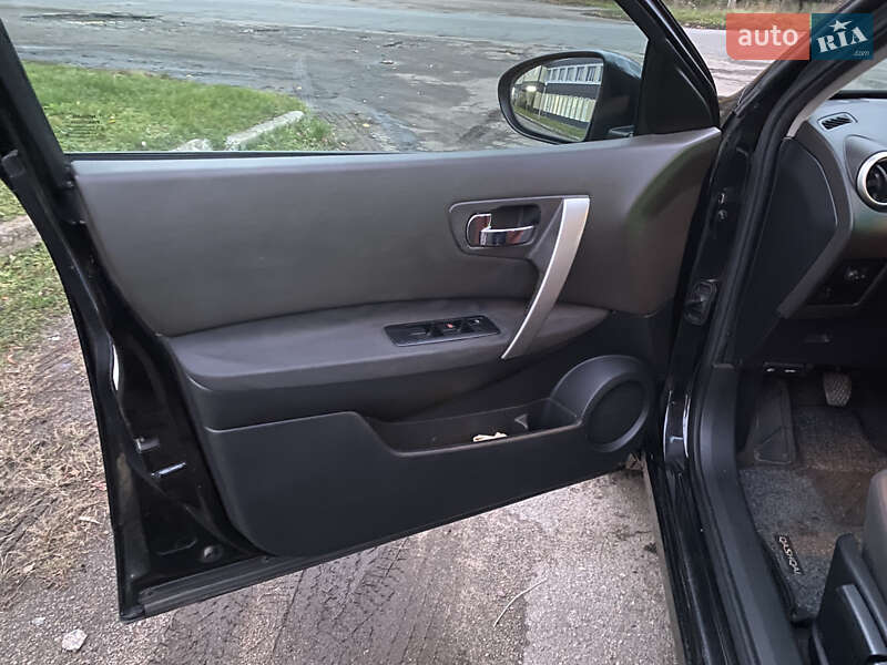 Внедорожник / Кроссовер Nissan Qashqai 2008 в Конотопе