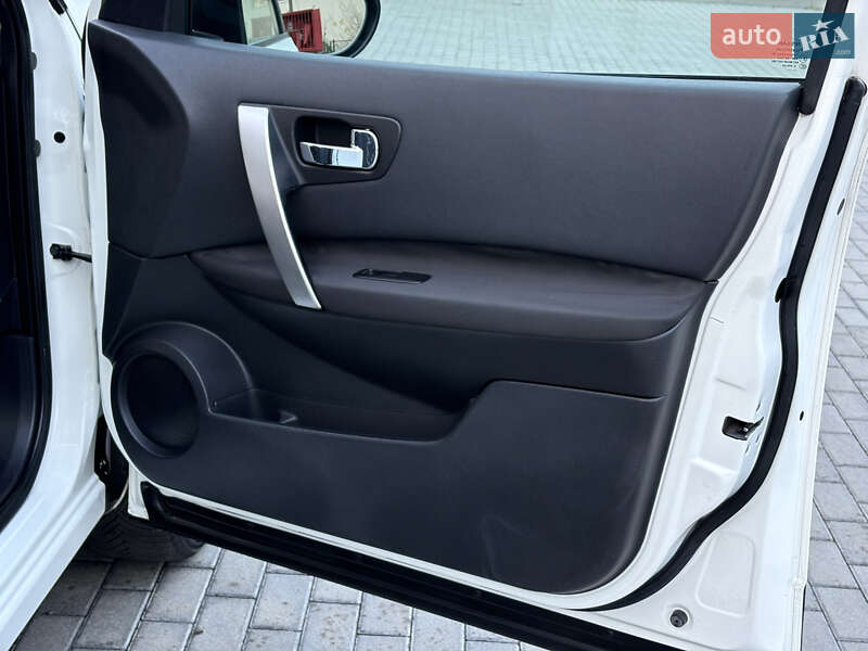 Внедорожник / Кроссовер Nissan Qashqai 2012 в Житомире фото 33 Внедорожник / Кроссовер Nissan Qashqai 2012 в Житомире