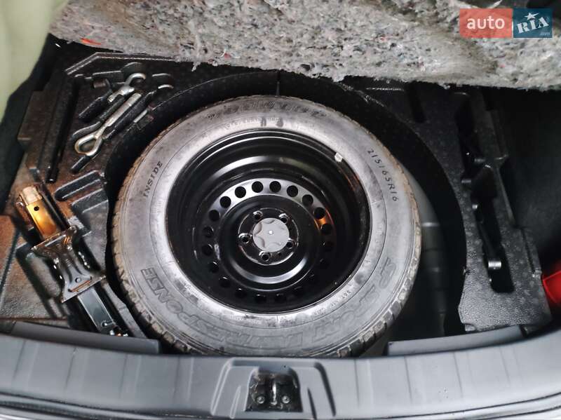 Внедорожник / Кроссовер Nissan Qashqai 2017 в Киеве фото 13 Внедорожник / Кроссовер Nissan Qashqai 2017 в Киеве