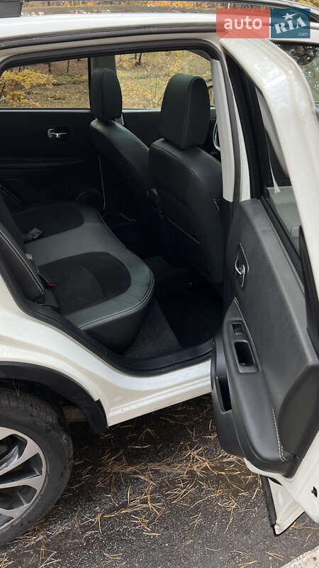Внедорожник / Кроссовер Nissan Qashqai 2013 в Решетиловке фото 26 Внедорожник / Кроссовер Nissan Qashqai 2013 в Решетиловке