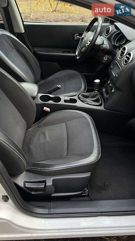 Внедорожник / Кроссовер Nissan Qashqai 2013 в Решетиловке фото 28 Внедорожник / Кроссовер Nissan Qashqai 2013 в Решетиловке