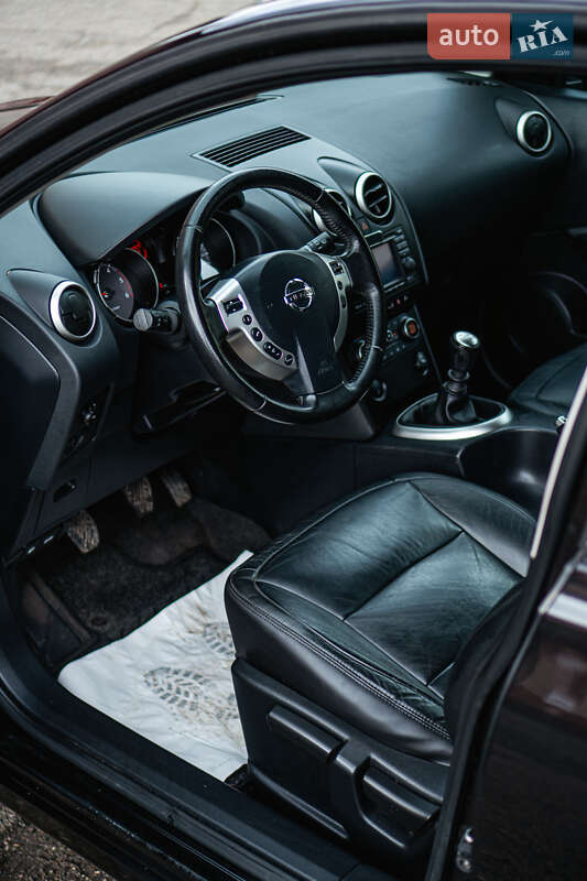 Внедорожник / Кроссовер Nissan Qashqai 2010 в Бурштыне фото 20 Внедорожник / Кроссовер Nissan Qashqai 2010 в Бурштыне