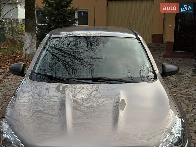 Внедорожник / Кроссовер Nissan Qashqai 2012 в Тячеве