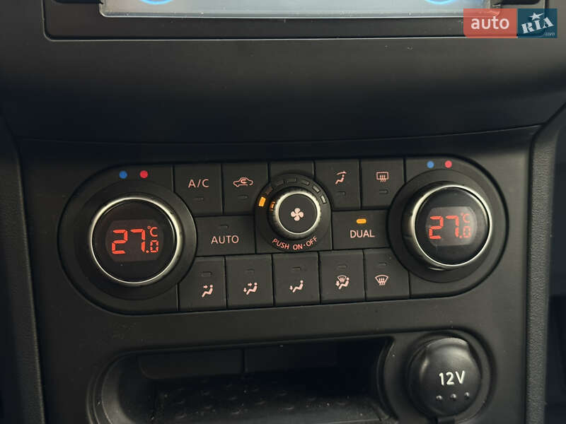 Внедорожник / Кроссовер Nissan Qashqai 2012 в Тячеве