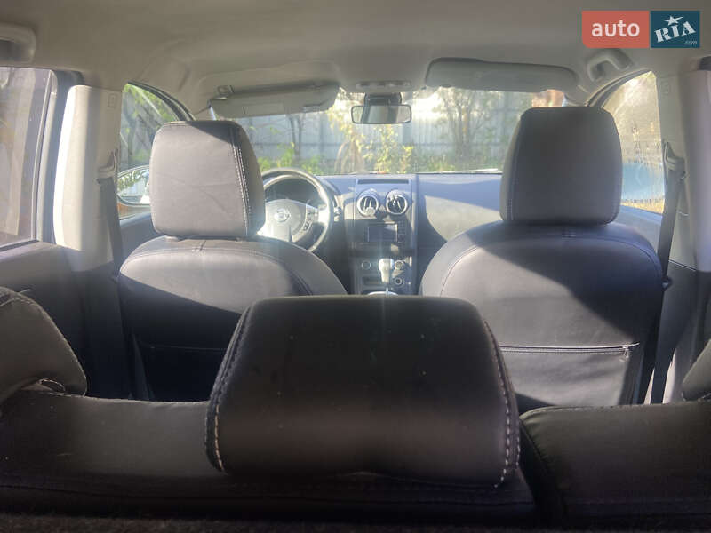 Позашляховик / Кросовер Nissan Qashqai 2011 в Києві