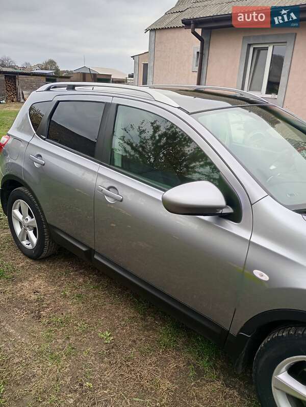 Позашляховик / Кросовер Nissan Qashqai 2010 в Переяславі
