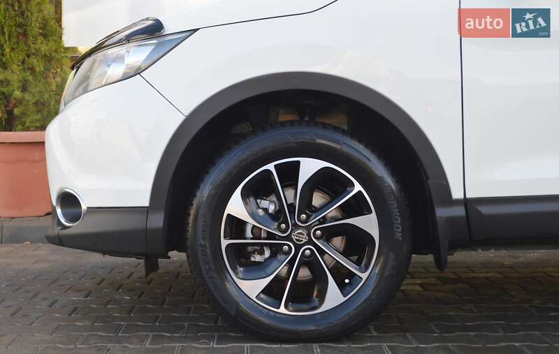 Внедорожник / Кроссовер Nissan Qashqai 2015 в Одессе