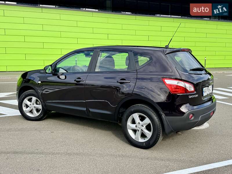 Внедорожник / Кроссовер Nissan Qashqai 2013 в Киеве