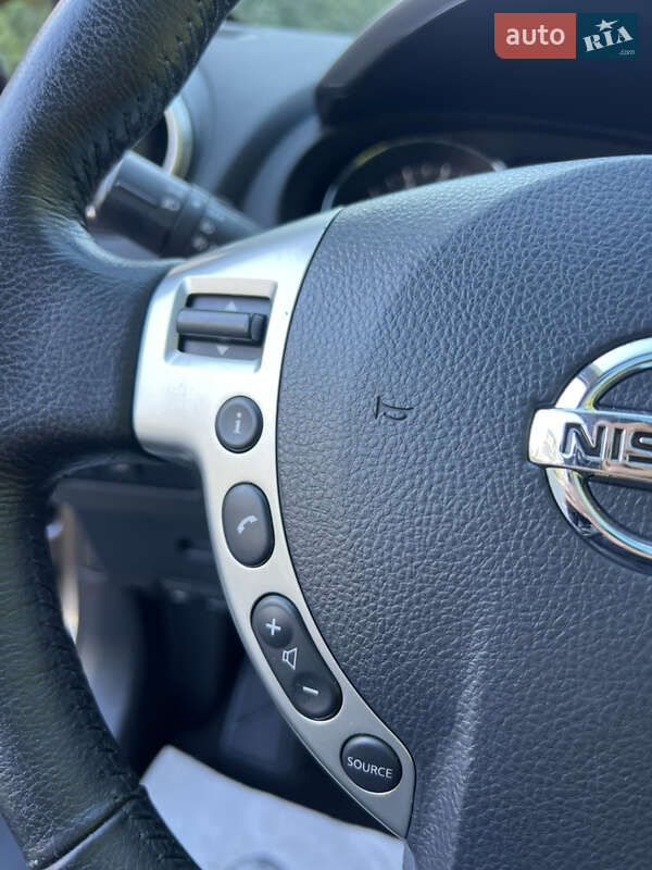 Внедорожник / Кроссовер Nissan Qashqai 2013 в Луцке