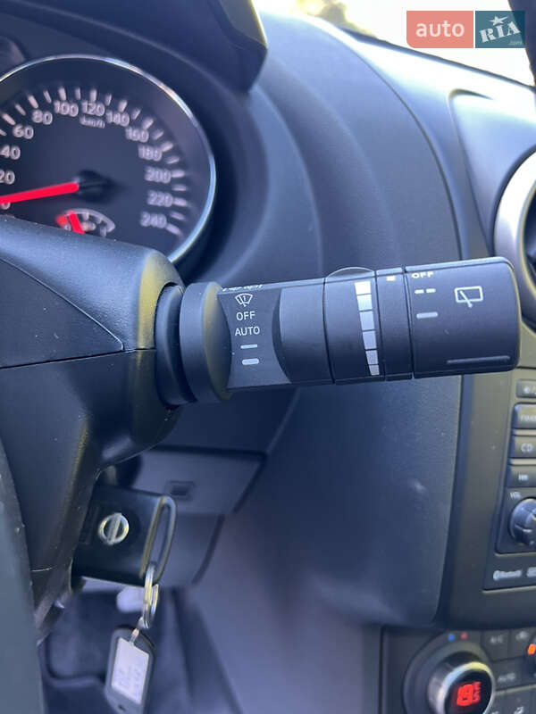 Внедорожник / Кроссовер Nissan Qashqai 2013 в Луцке