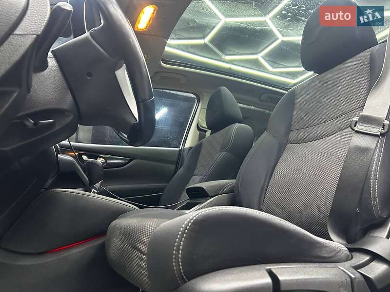 Внедорожник / Кроссовер Nissan Qashqai 2014 в Черновцах фото 10 Внедорожник / Кроссовер Nissan Qashqai 2014 в Черновцах