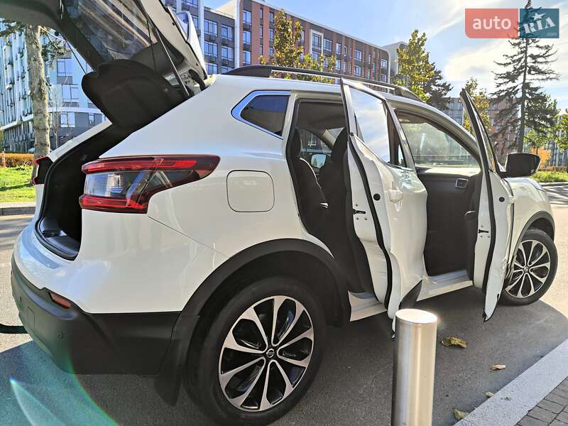 Внедорожник / Кроссовер Nissan Qashqai 2019 в Киеве