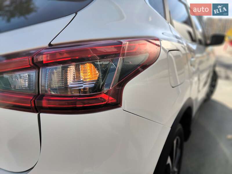 Внедорожник / Кроссовер Nissan Qashqai 2019 в Киеве