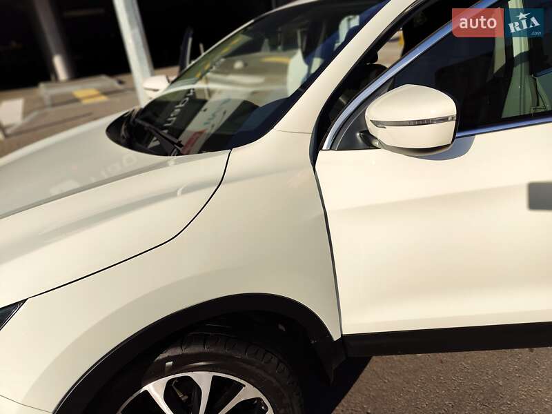 Внедорожник / Кроссовер Nissan Qashqai 2019 в Киеве