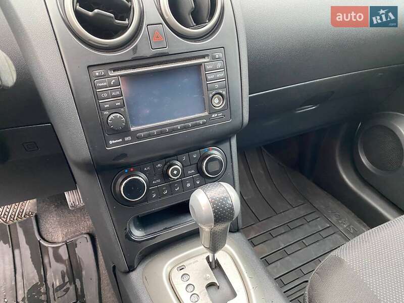 Позашляховик / Кросовер Nissan Qashqai 2011 в Одесі