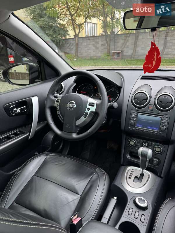 Внедорожник / Кроссовер Nissan Qashqai 2010 в Ровно