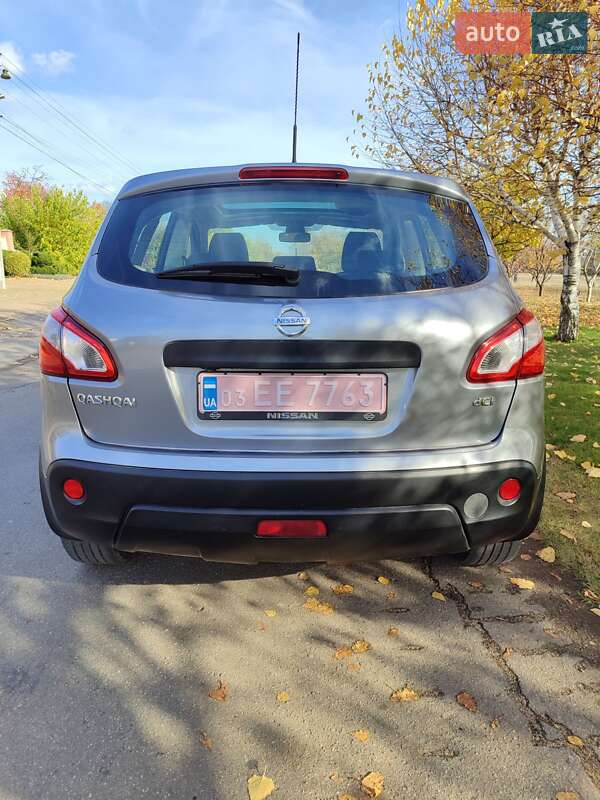 Внедорожник / Кроссовер Nissan Qashqai 2011 в Запорожье