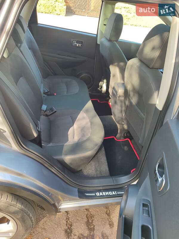Внедорожник / Кроссовер Nissan Qashqai 2011 в Запорожье