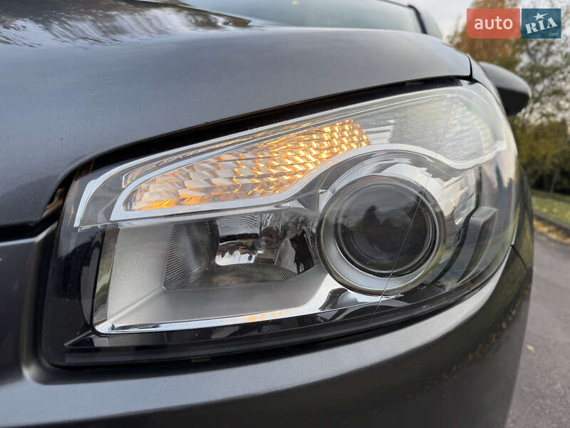 Внедорожник / Кроссовер Nissan Qashqai 2012 в Ровно