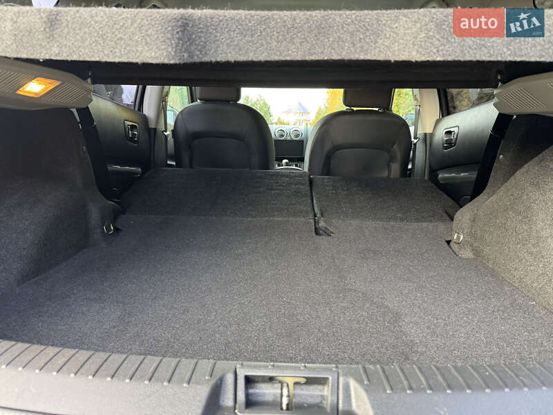 Внедорожник / Кроссовер Nissan Qashqai 2012 в Ровно