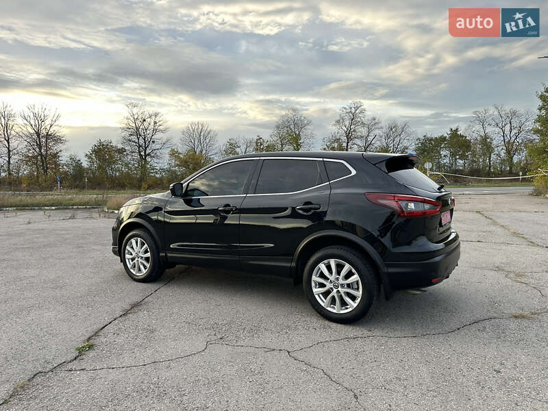 Позашляховик / Кросовер Nissan Qashqai 2021 в Бродах