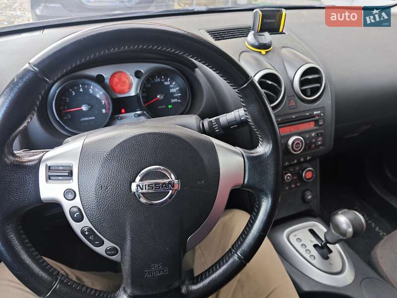 Позашляховик / Кросовер Nissan Qashqai 2007 в Києві