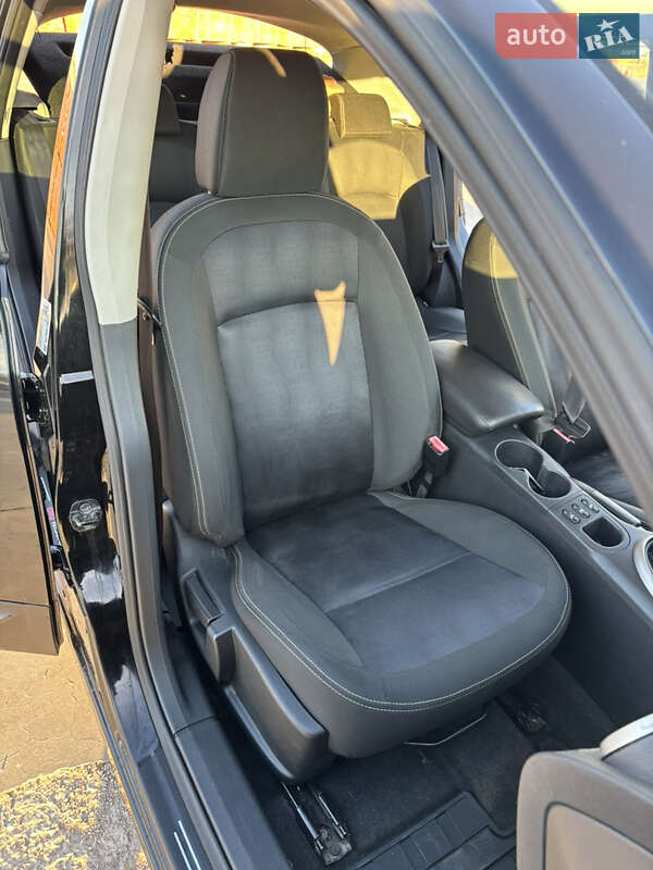 Внедорожник / Кроссовер Nissan Qashqai 2011 в Первомайске