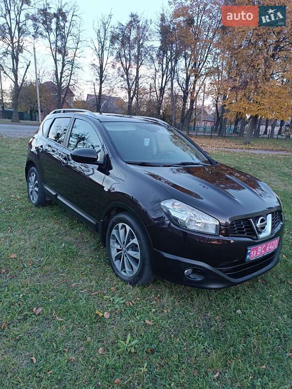 Позашляховик / Кросовер Nissan Qashqai 2010 в Вінниці
