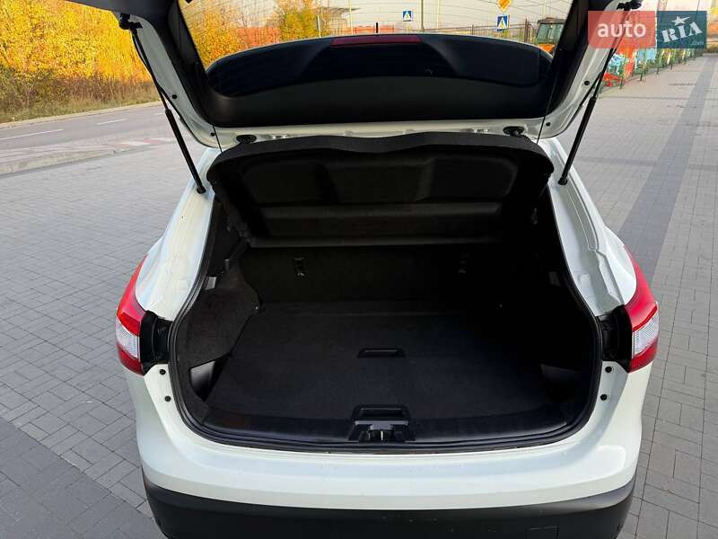 Внедорожник / Кроссовер Nissan Qashqai 2017 в Ковеле фото 23 Внедорожник / Кроссовер Nissan Qashqai 2017 в Ковеле
