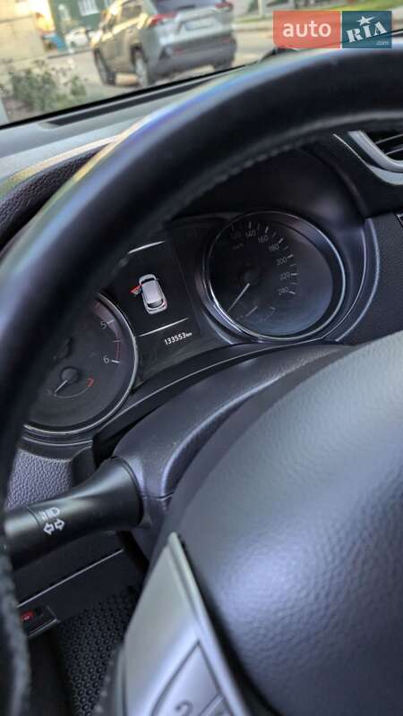 Внедорожник / Кроссовер Nissan Qashqai 2014 в Одессе