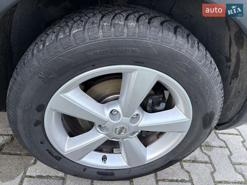 Внедорожник / Кроссовер Nissan Qashqai 2007 в Добромиле