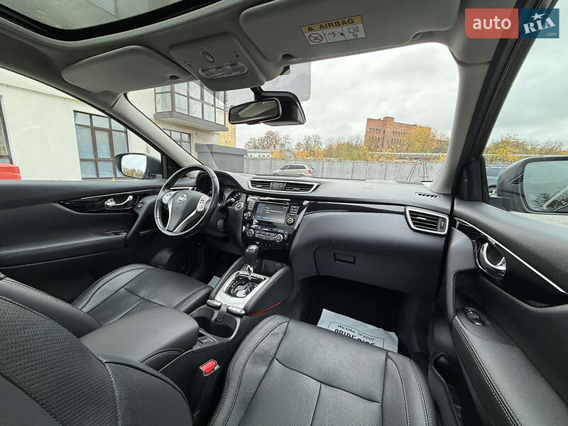 Внедорожник / Кроссовер Nissan Qashqai 2015 в Кременце