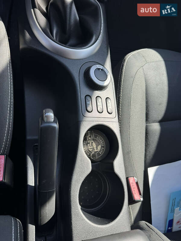 Внедорожник / Кроссовер Nissan Qashqai 2011 в Житомире