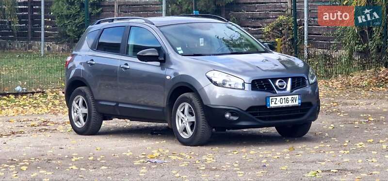 Внедорожник / Кроссовер Nissan Qashqai 2013 в Подольске