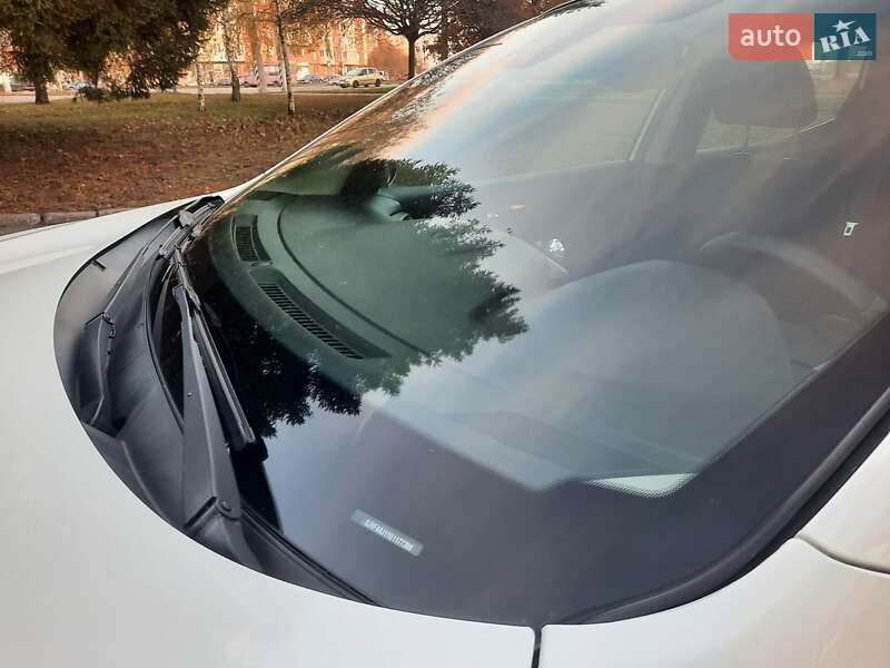 Внедорожник / Кроссовер Nissan Qashqai 2014 в Полтаве