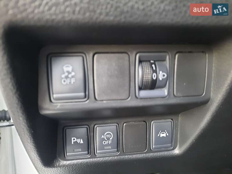 Внедорожник / Кроссовер Nissan Qashqai 2014 в Полтаве