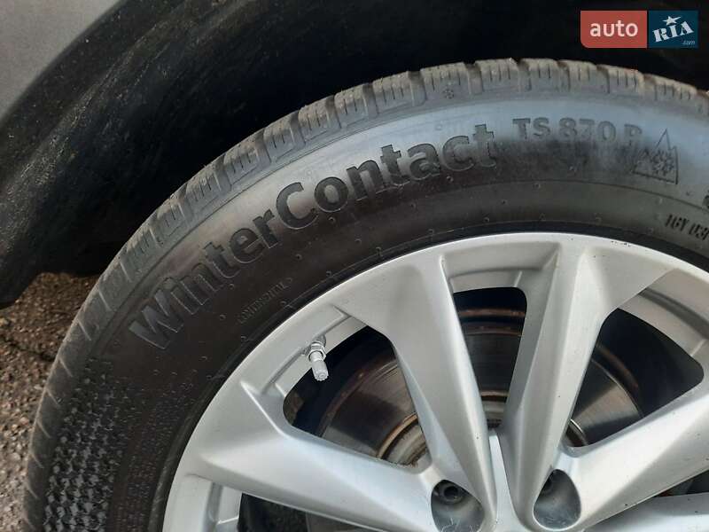 Внедорожник / Кроссовер Nissan Qashqai 2014 в Полтаве