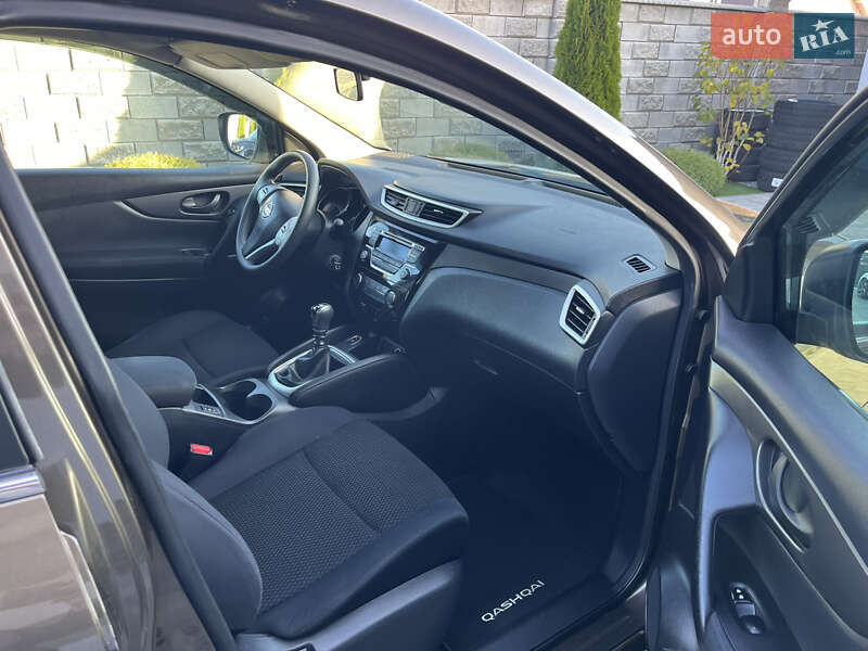 Внедорожник / Кроссовер Nissan Qashqai 2014 в Ровно
