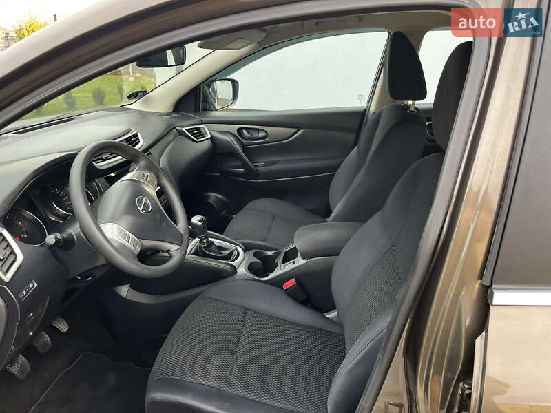Внедорожник / Кроссовер Nissan Qashqai 2014 в Ровно