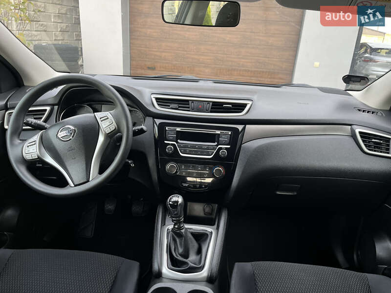 Внедорожник / Кроссовер Nissan Qashqai 2014 в Ровно