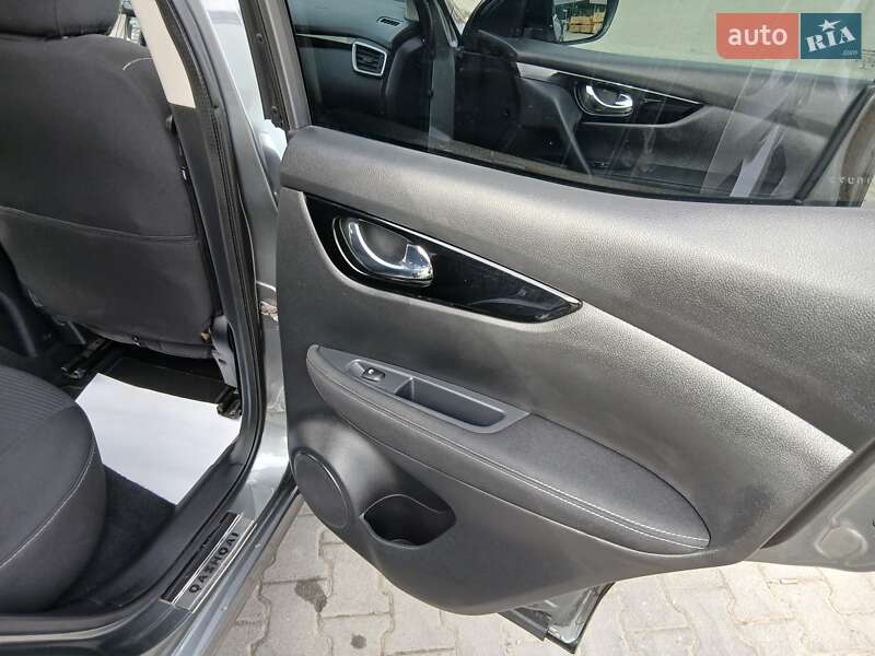 Внедорожник / Кроссовер Nissan Qashqai 2017 в Черновцах фото 18 Внедорожник / Кроссовер Nissan Qashqai 2017 в Черновцах