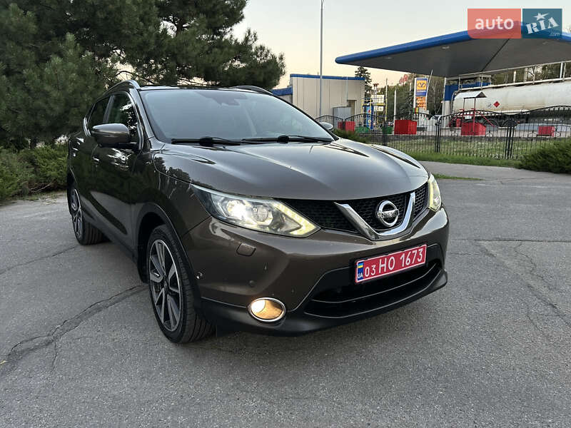 Позашляховик / Кросовер Nissan Qashqai 2015 в Полтаві фото 12 Позашляховик / Кросовер Nissan Qashqai 2015 в Полтаві