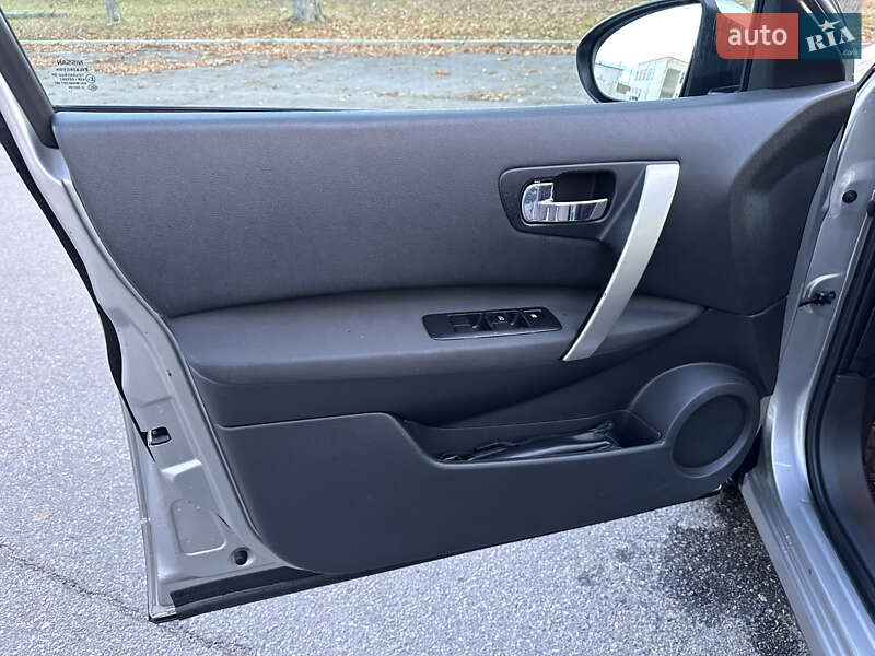 Внедорожник / Кроссовер Nissan Qashqai 2011 в Полтаве