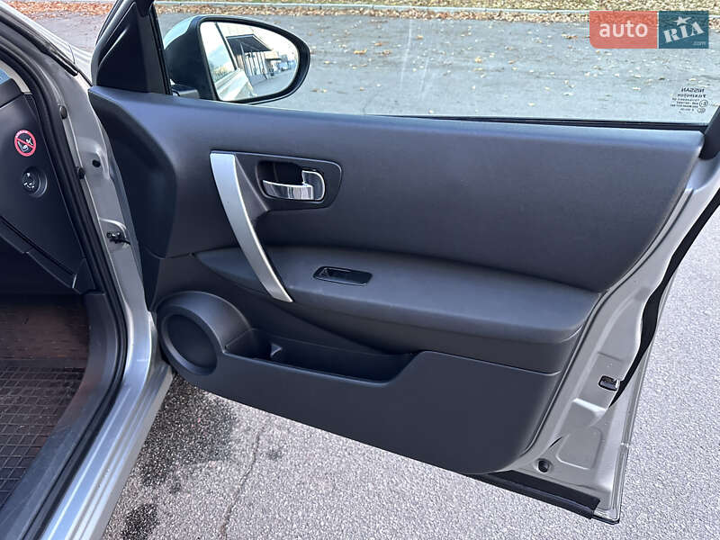 Внедорожник / Кроссовер Nissan Qashqai 2011 в Полтаве