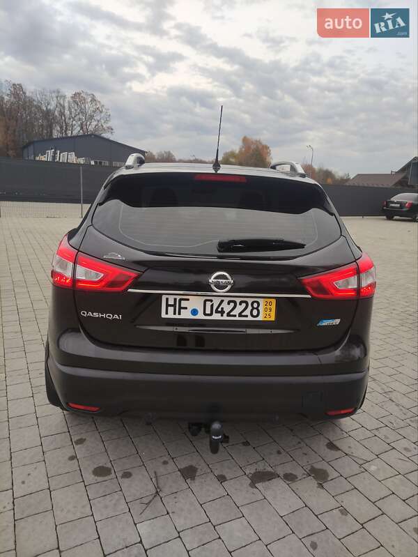 Позашляховик / Кросовер Nissan Qashqai 2014 в Львові фото 12 Позашляховик / Кросовер Nissan Qashqai 2014 в Львові