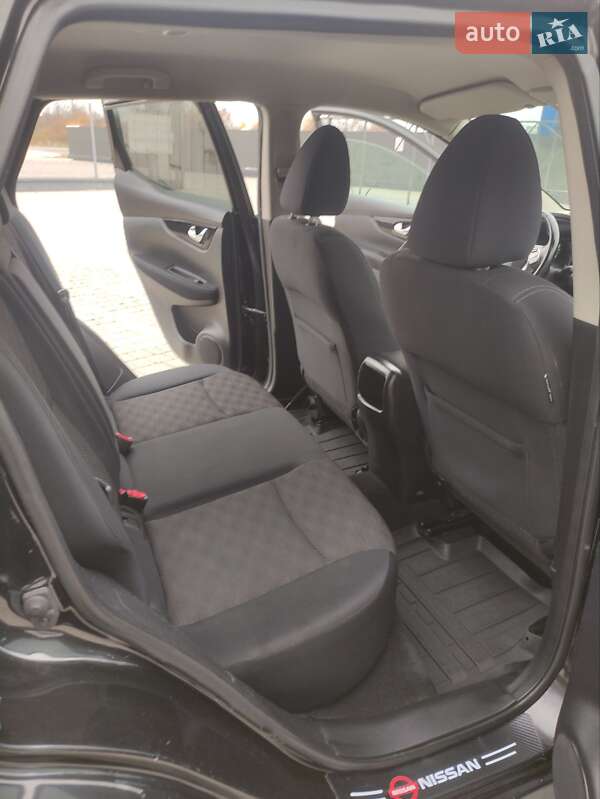 Позашляховик / Кросовер Nissan Qashqai 2014 в Львові фото 48 Позашляховик / Кросовер Nissan Qashqai 2014 в Львові